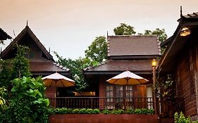 Baan Tawan Guesthouse Pai